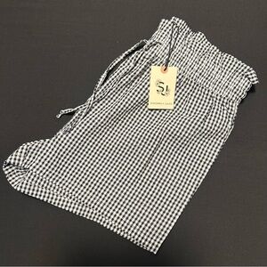 NWT Sincerely Jules Plaid Shorts Checkered Navy & White Size Large